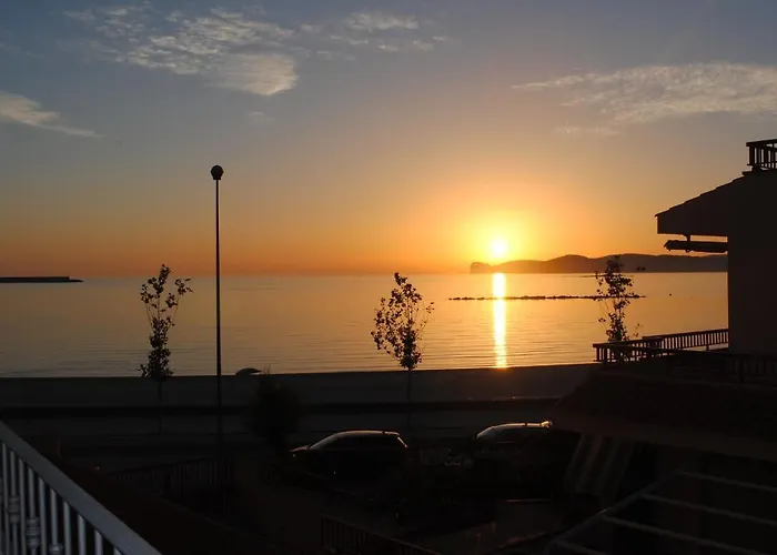 Sea בית הארחה אלגהרו